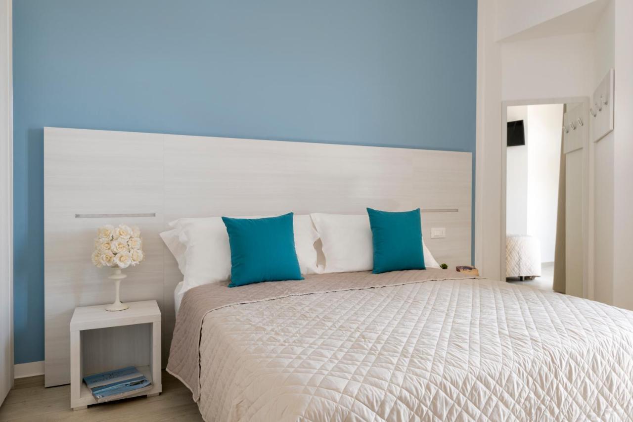 Hotel Raffaello Bellaria-Igea Marina Esterno foto