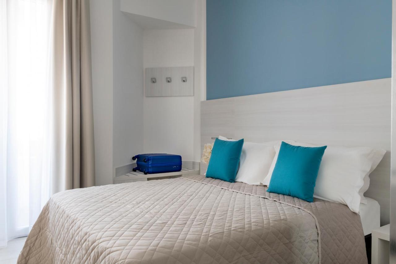Hotel Raffaello Bellaria-Igea Marina Esterno foto